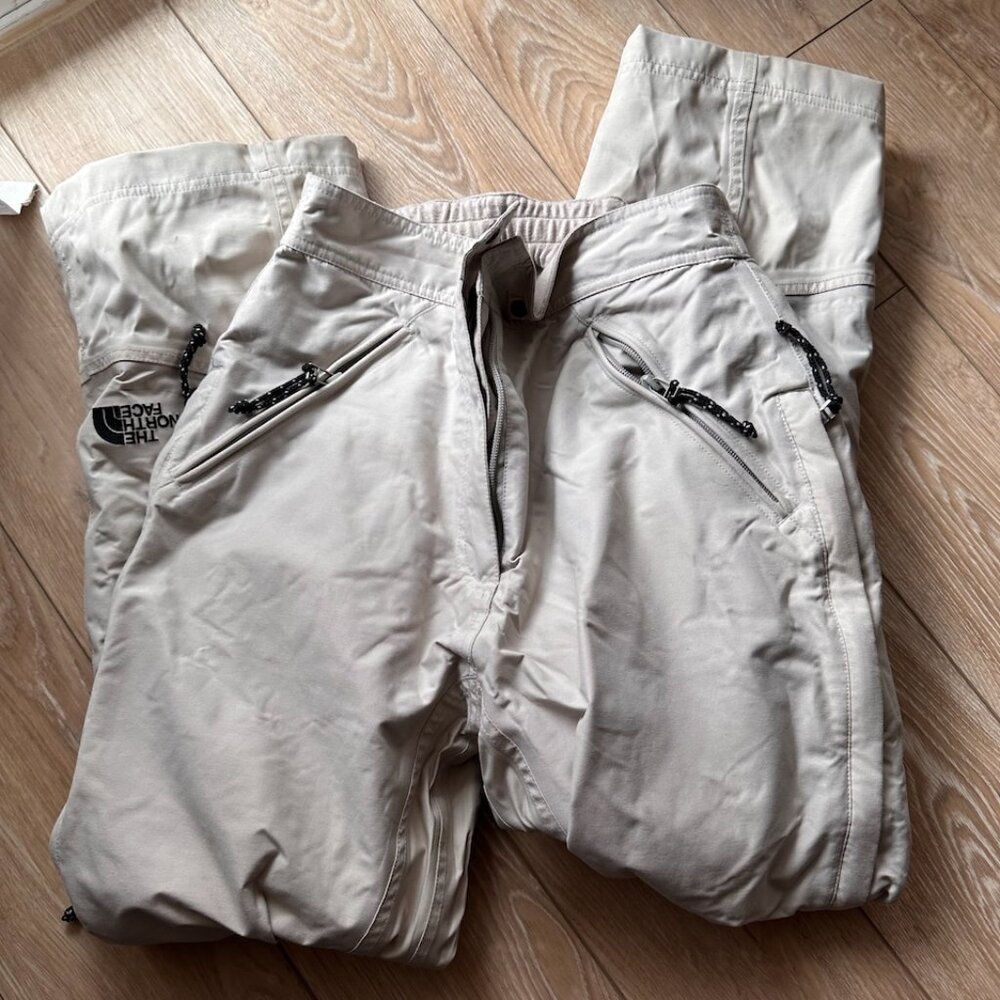 North Face Womens Ski/Snowboard Pants (US4)